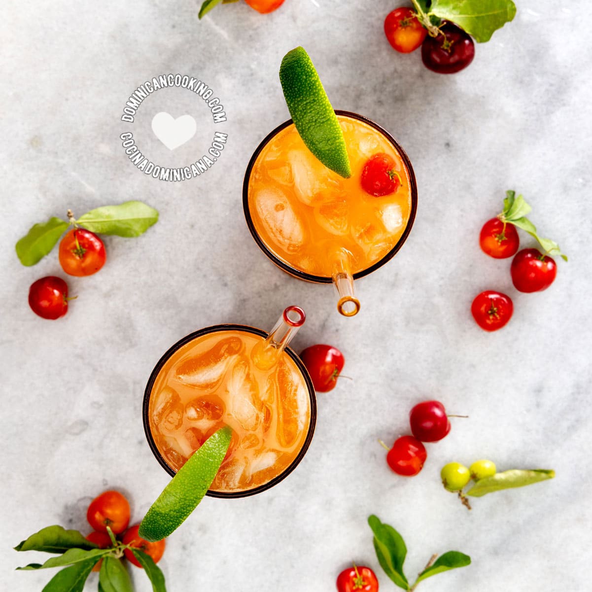 Acerola cocktail (cóctel de cereza dominicana).