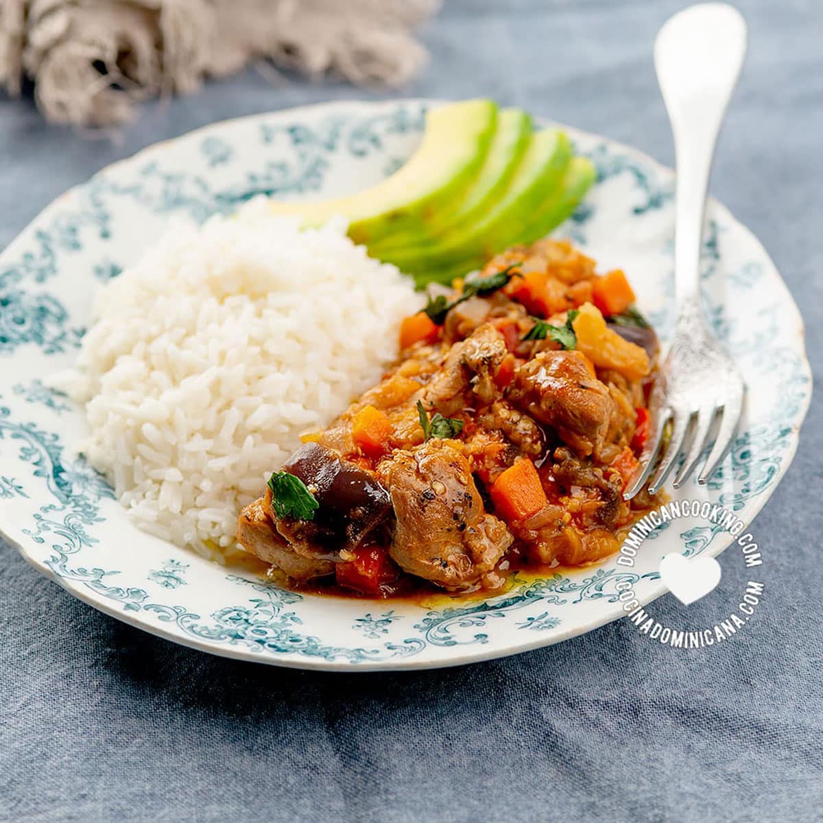 Berenjena con cerdo (braised pork and eggplant).