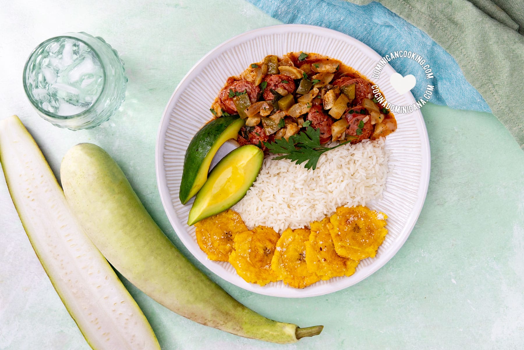 Longaniza con bangaña, guira or calabacita.