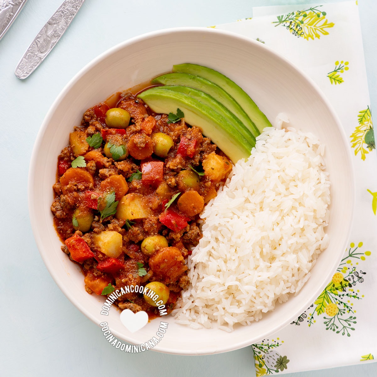 Ground beef with vegetables.