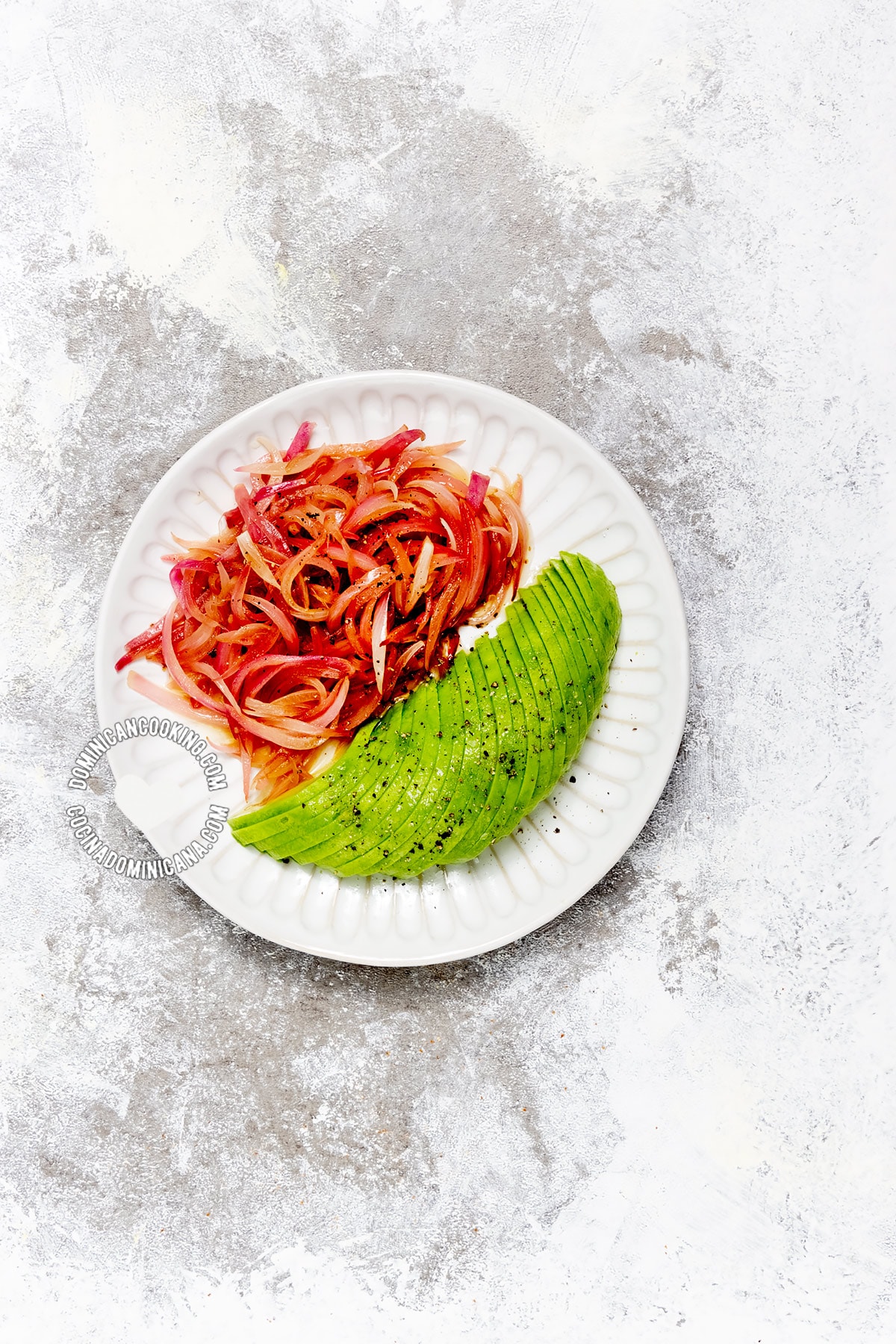 Dominican sauteed red onions with vinegar.