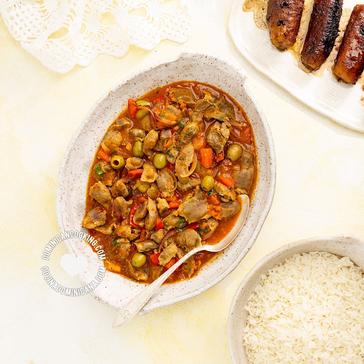 Chicken gizzard recipe (molleja guisada).