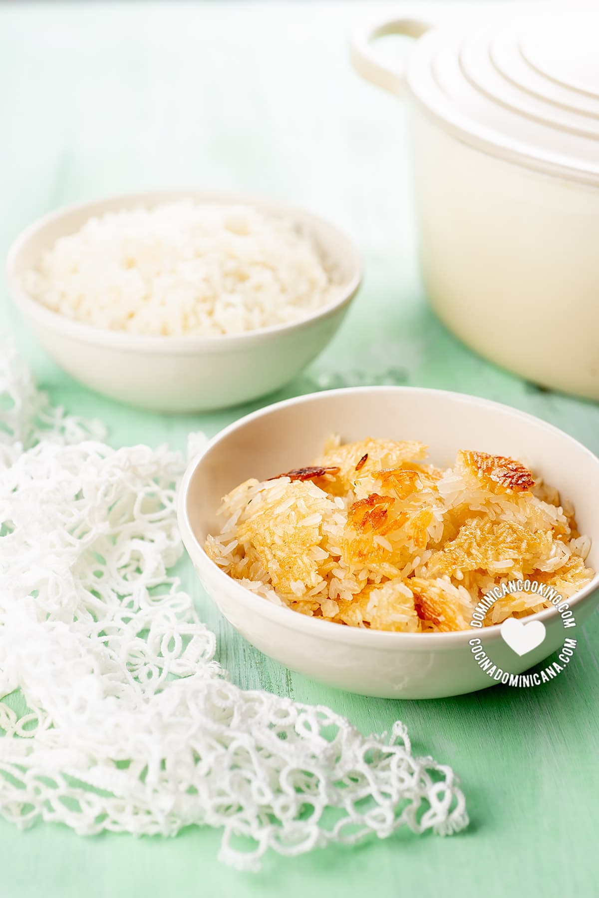 Concon (crispy Dominican rice).