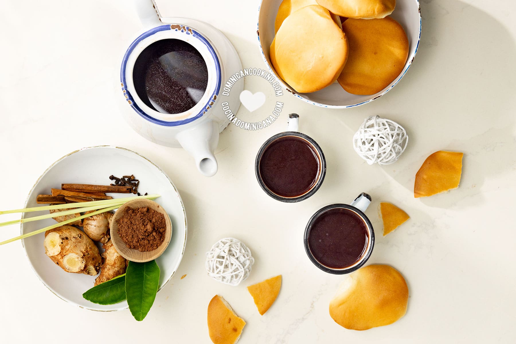 Gaviao navideño (Dominican Christmas drink.