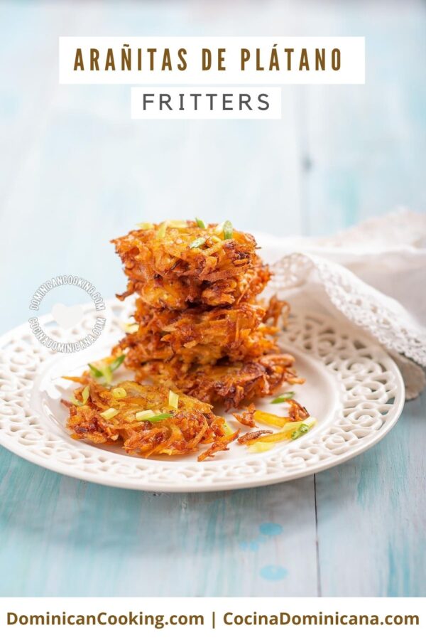 Arañitas de plátano (fritters).