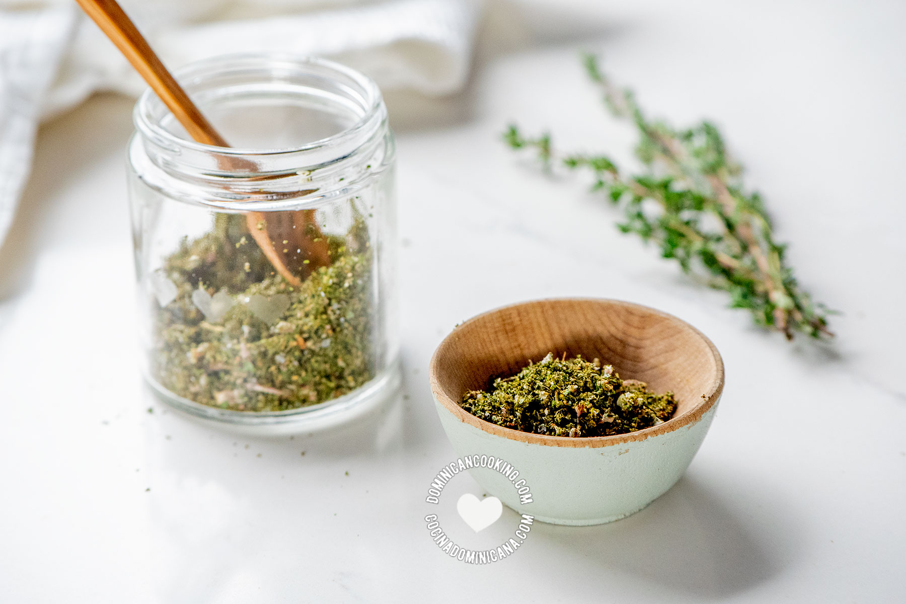 Sazón completo en polvo.