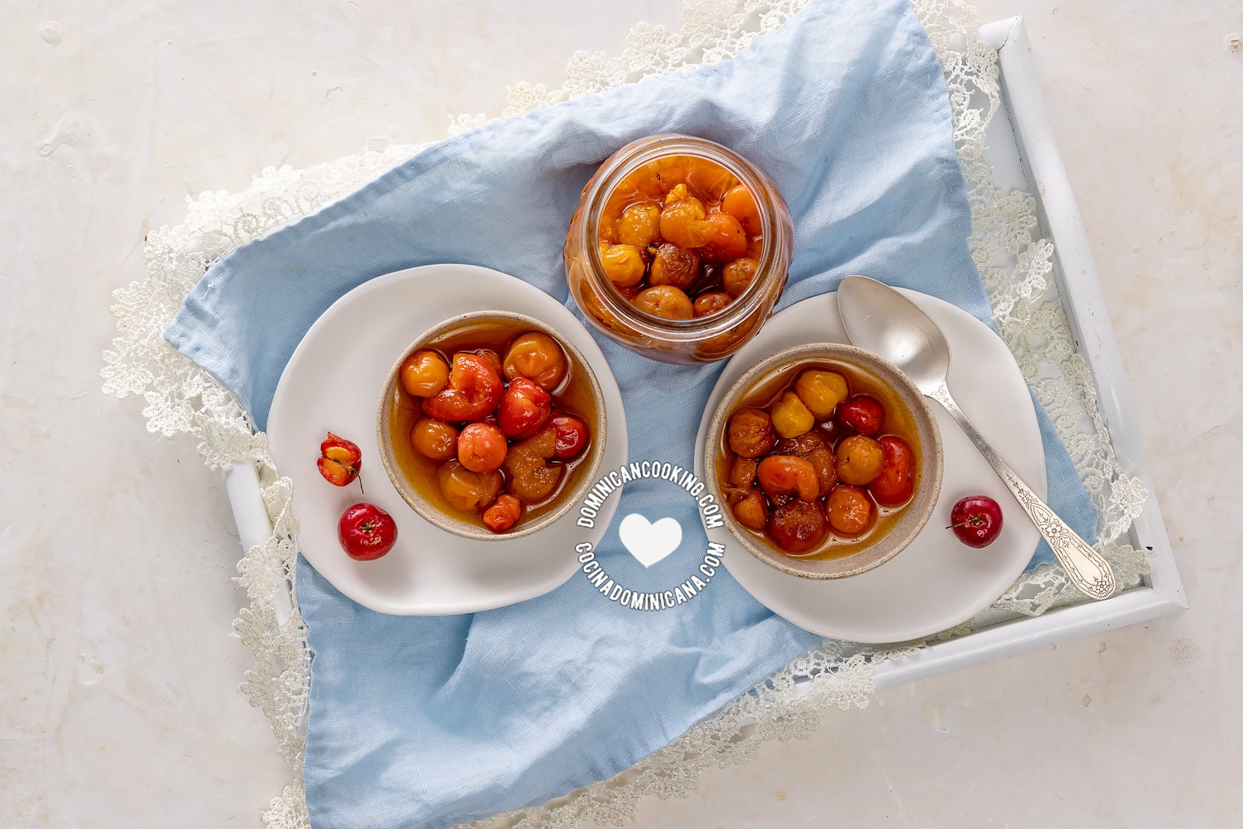 Dulce de cereza (acerola in spiced syrup).