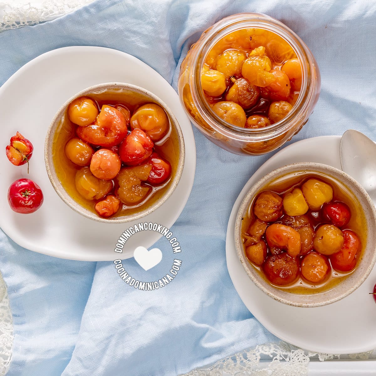 Dulce de cereza en almibar (acerola in syrup).