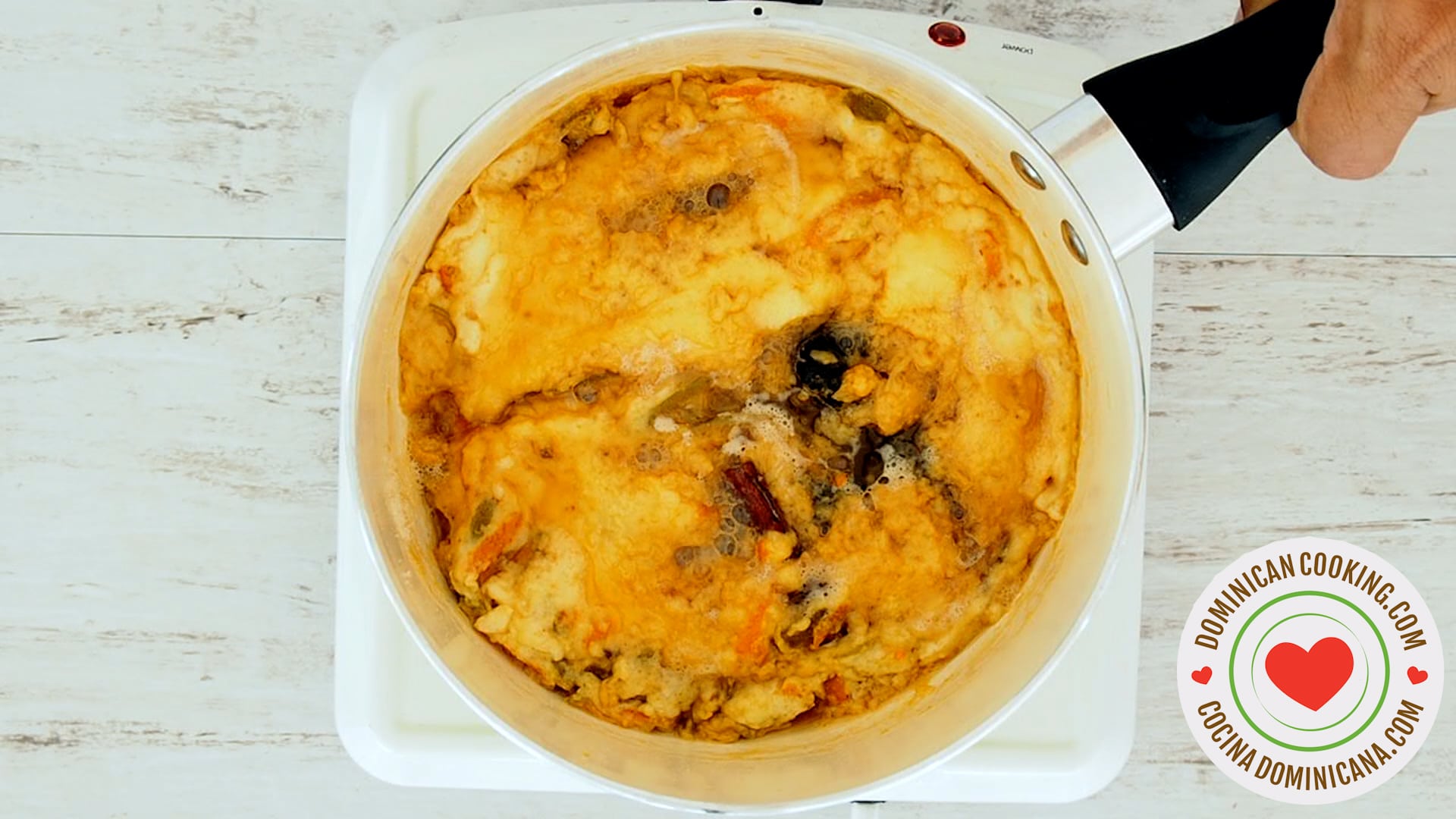 Dulce de leche cortada ready to chill.