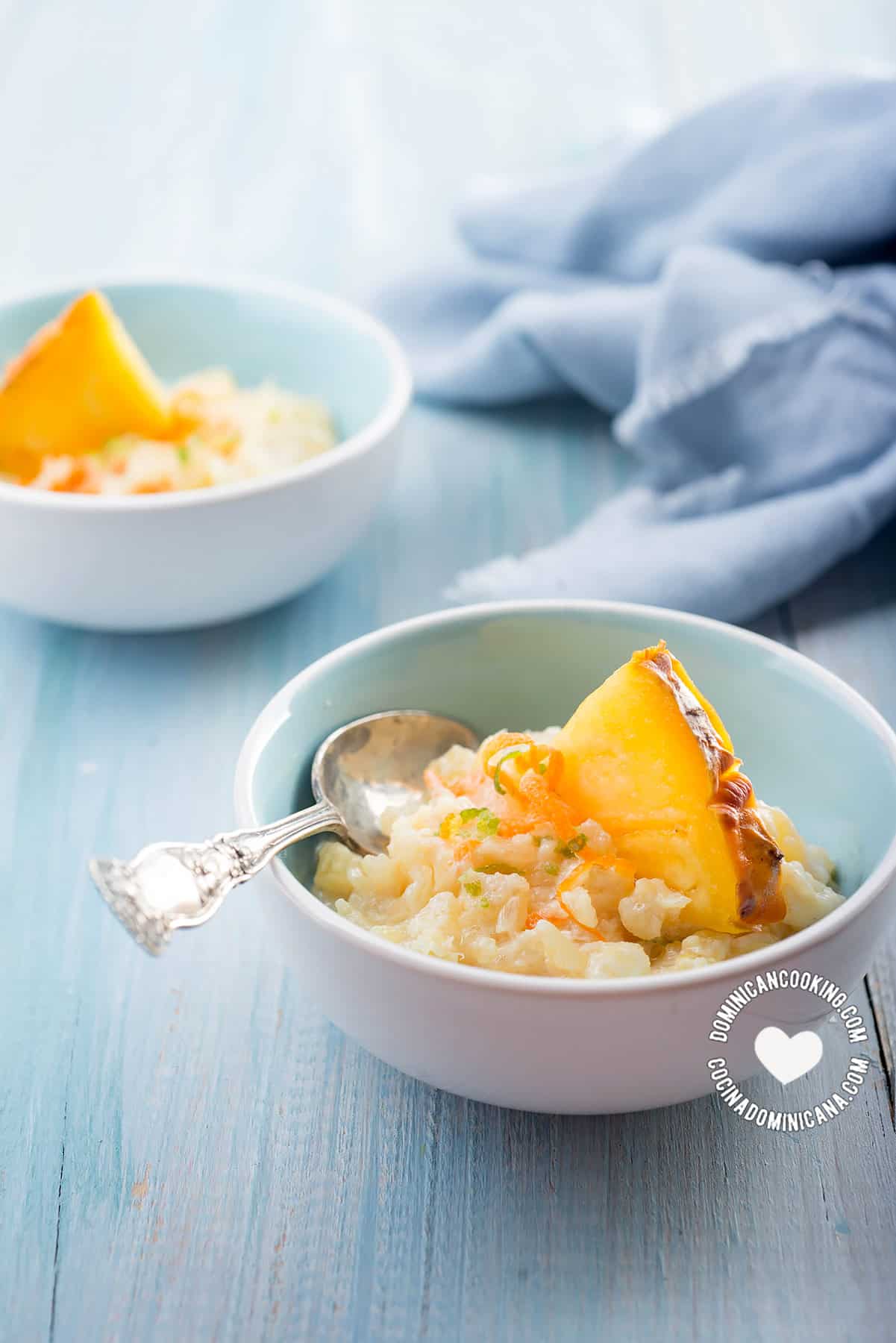 Dulce de pi&ntilde;a y leche (milk and pineapple fudge).