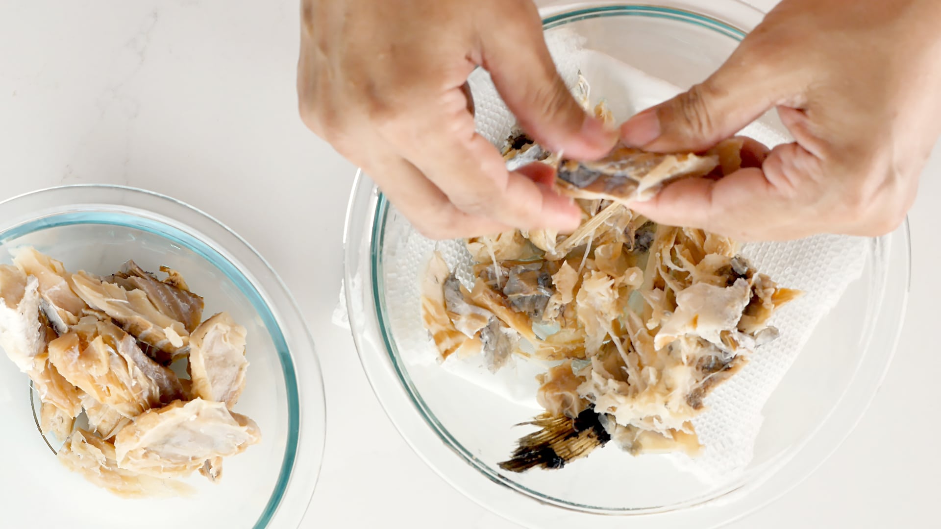 Shredding bacalao.