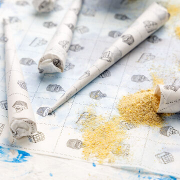 Gofio (polvo de maíz azucarado).