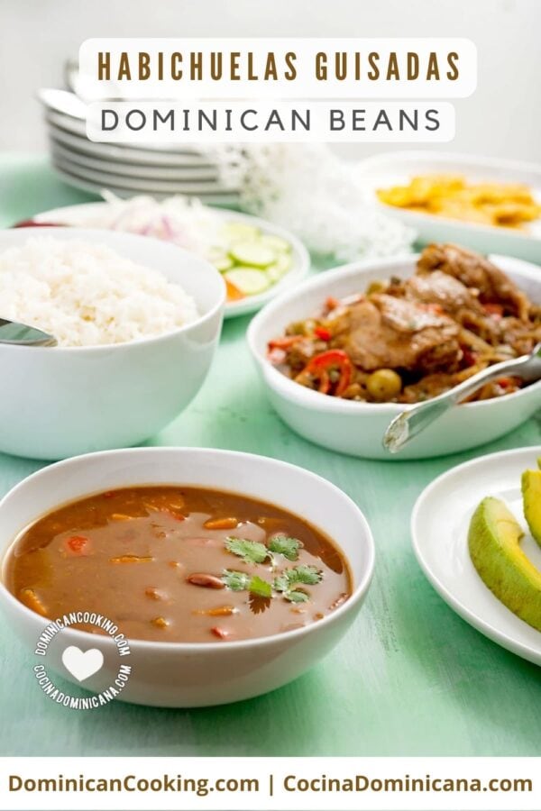 Habichuelas guisadas (Dominican beans) recipe.
