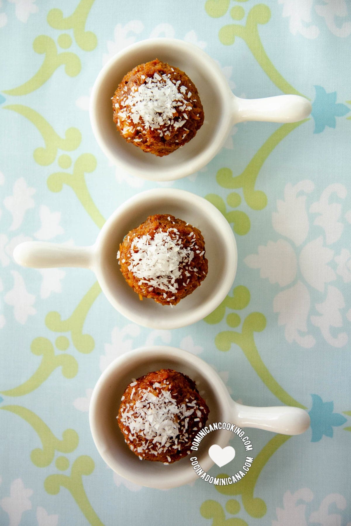 Jalao dulce dominicano balls.