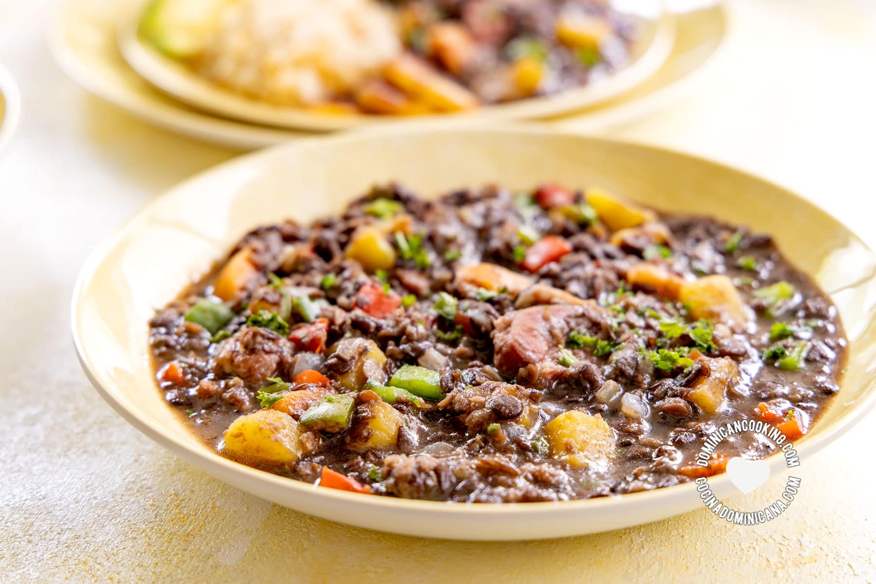 Lentejas guisadas (stewed lentils dish).
