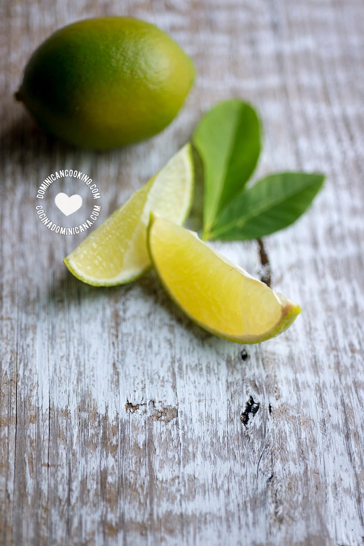 Lime for chicharron de pollo.