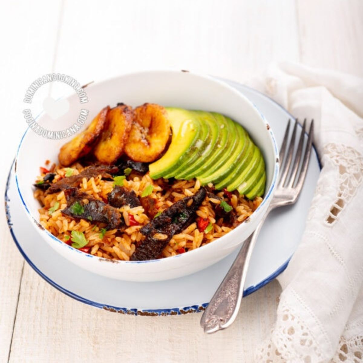 Locrio de arenque (rice and smoked herrings).