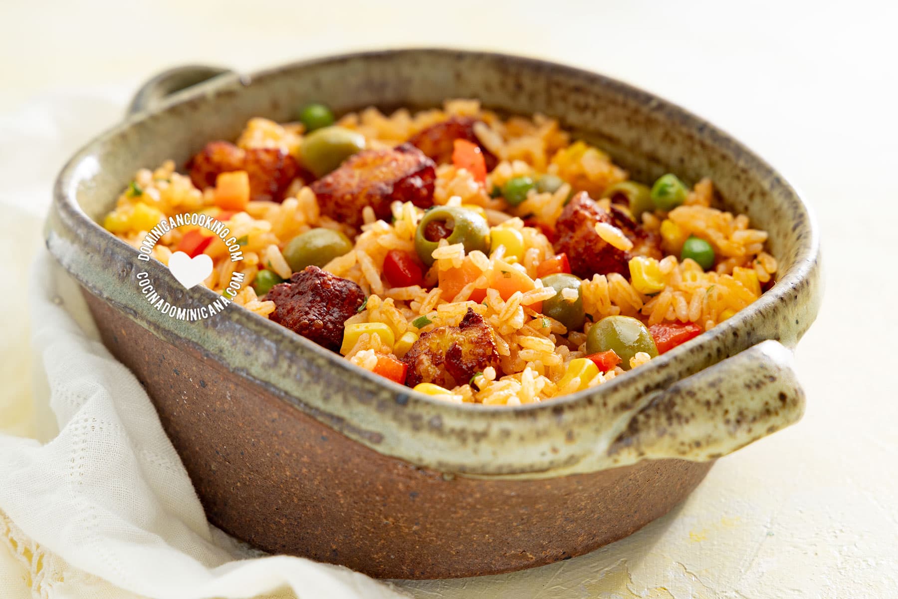 Locrio de queso (rice with cheese).