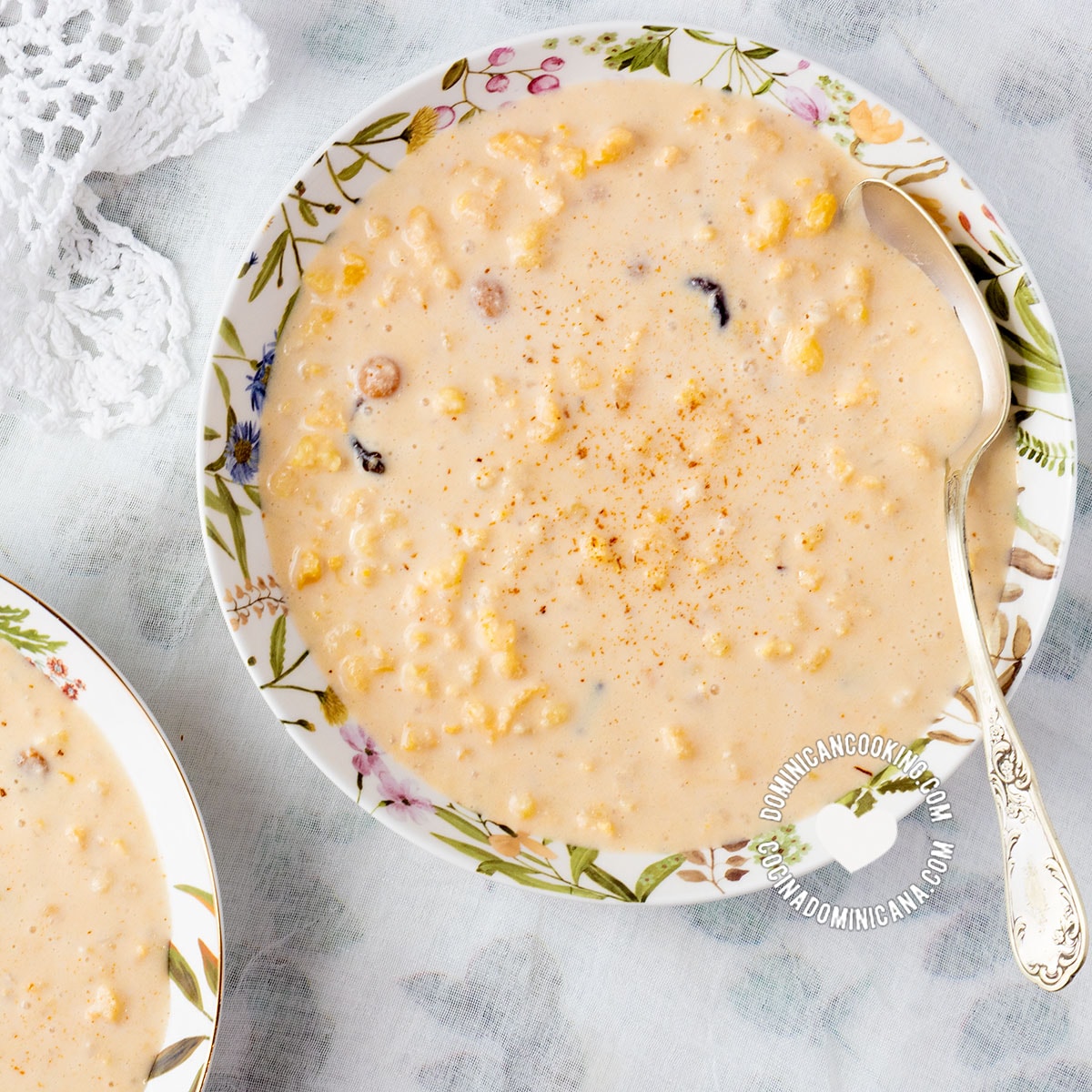 Maíz caquiao or Chacá (sweet hominy).