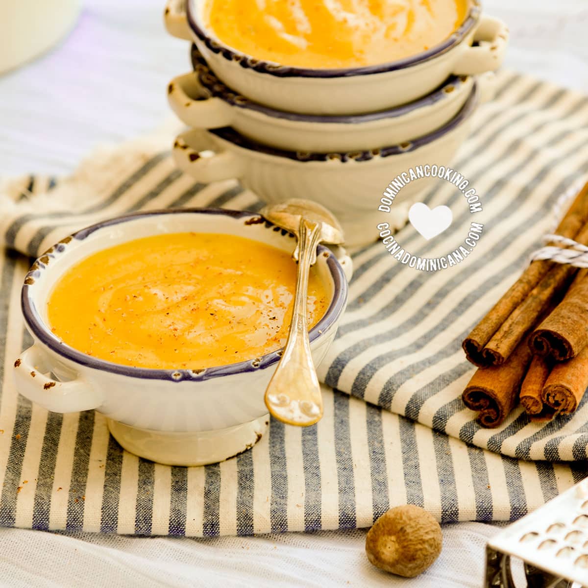 Majarete Dominicano (corn pudding).