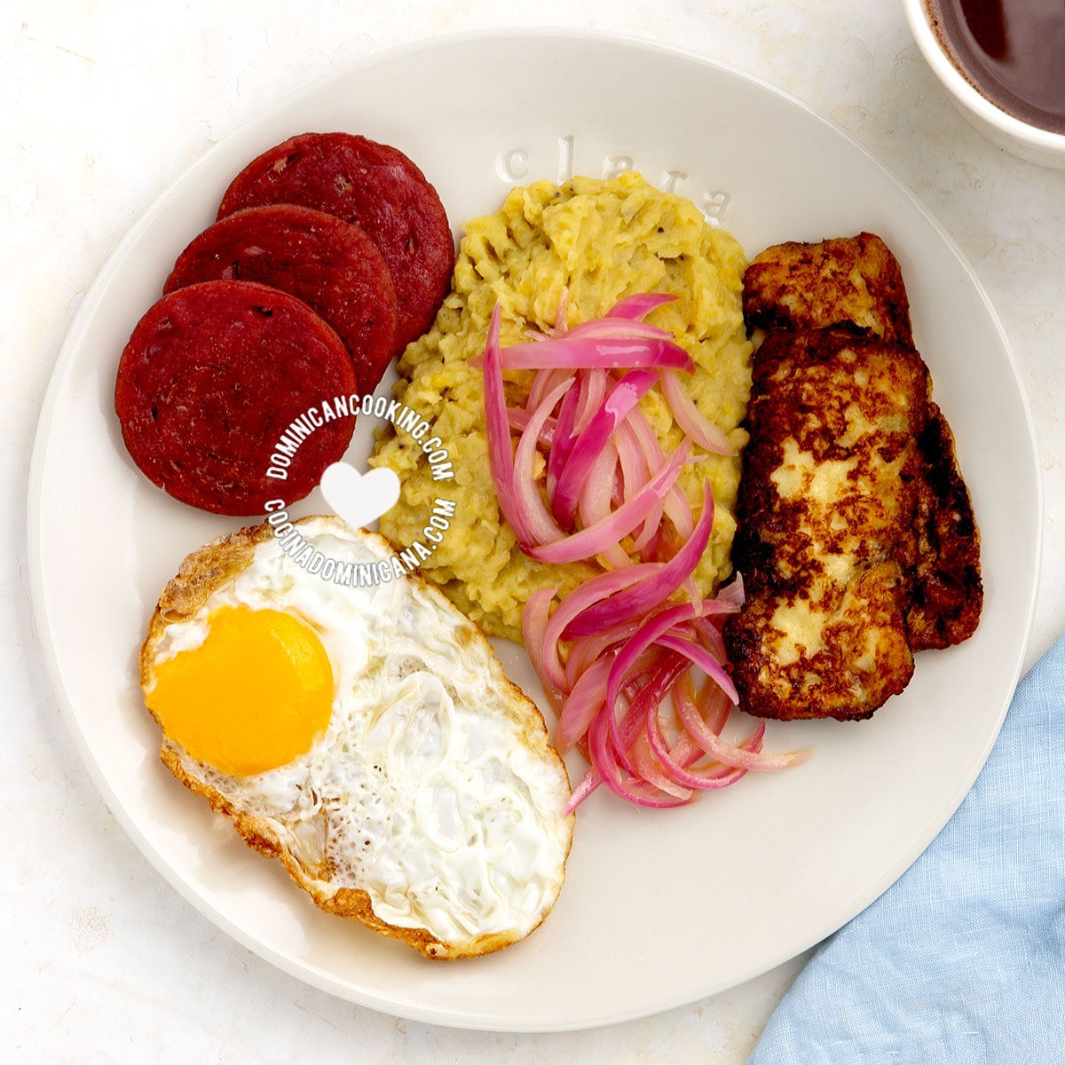 Mangu (Dominican mashed plantain).
