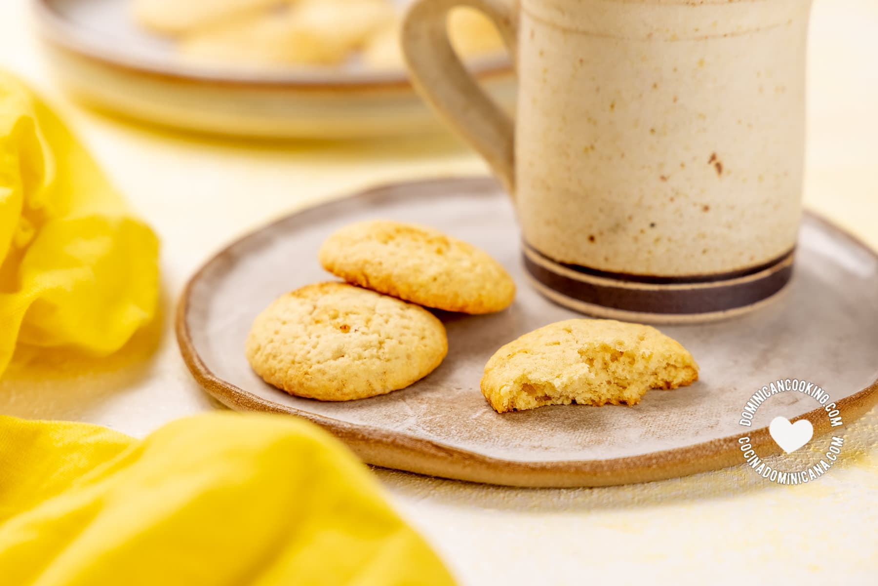 Mantecaditos (butter cookies).