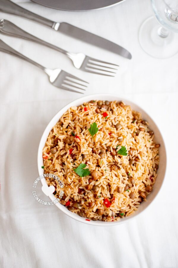 bowl with moro de guandules y coco (rice with pigeon peas and coconut)