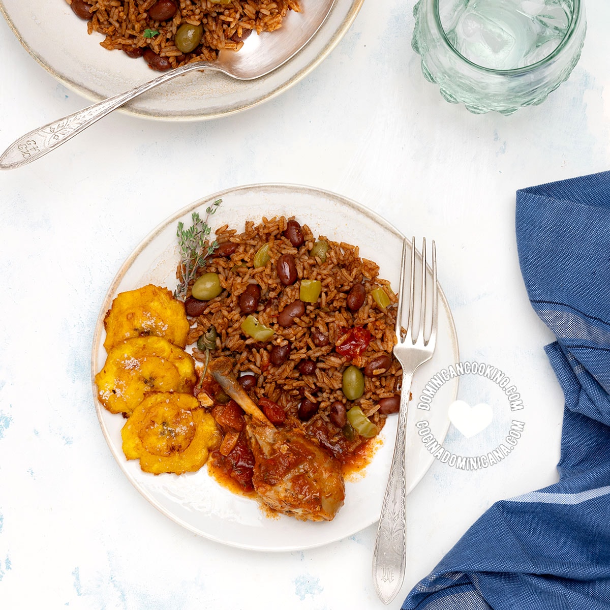 Moro de habichuelas (moro rice and beans).