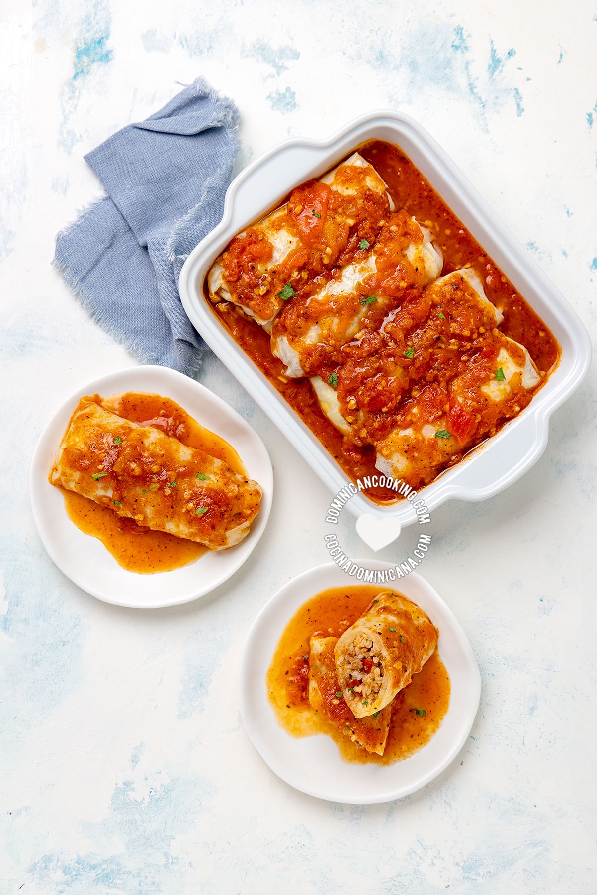 Niño envuelto (rice and beef cabbage rolls).