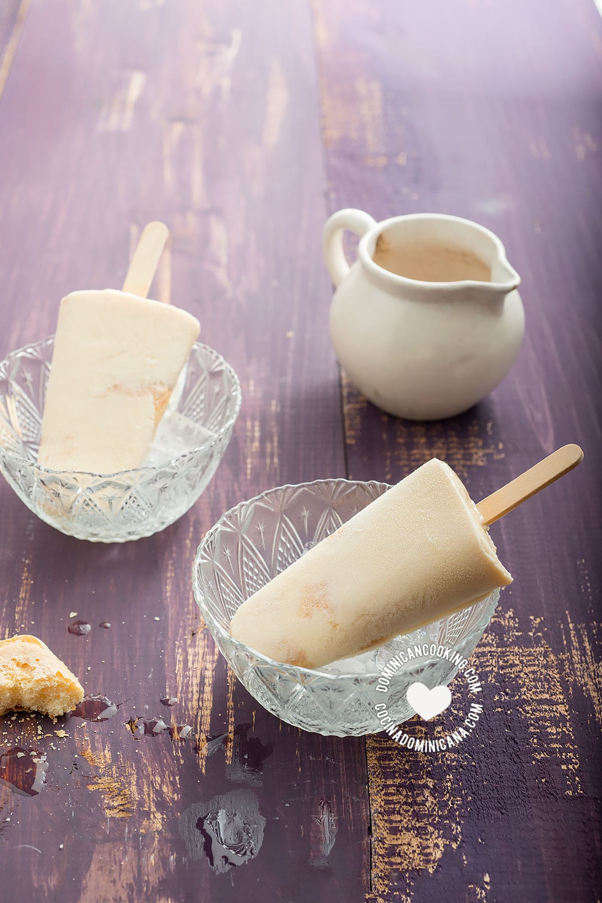 Easy "Tres Leches" popsicles.