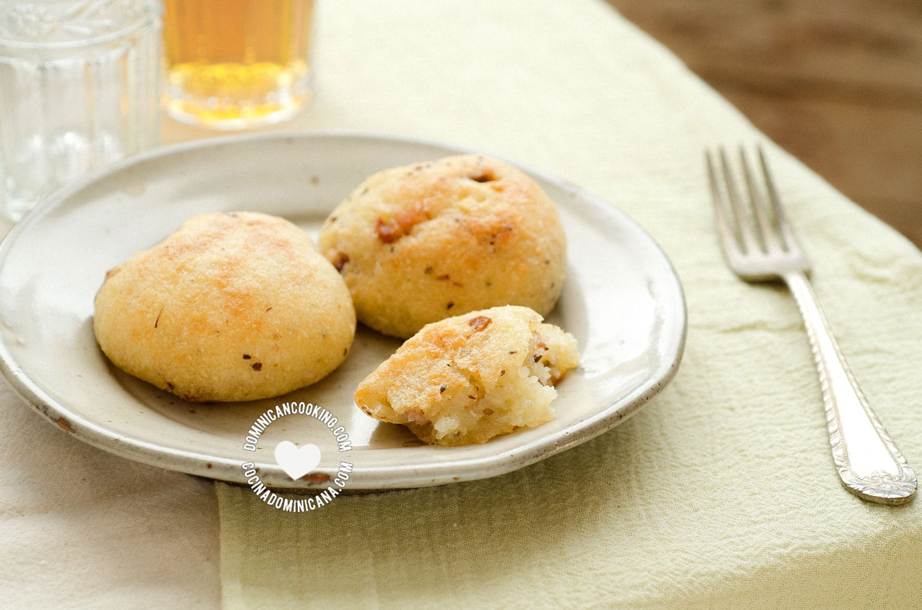 Panecicos (Cassava and Pork Crackling Rolls).
