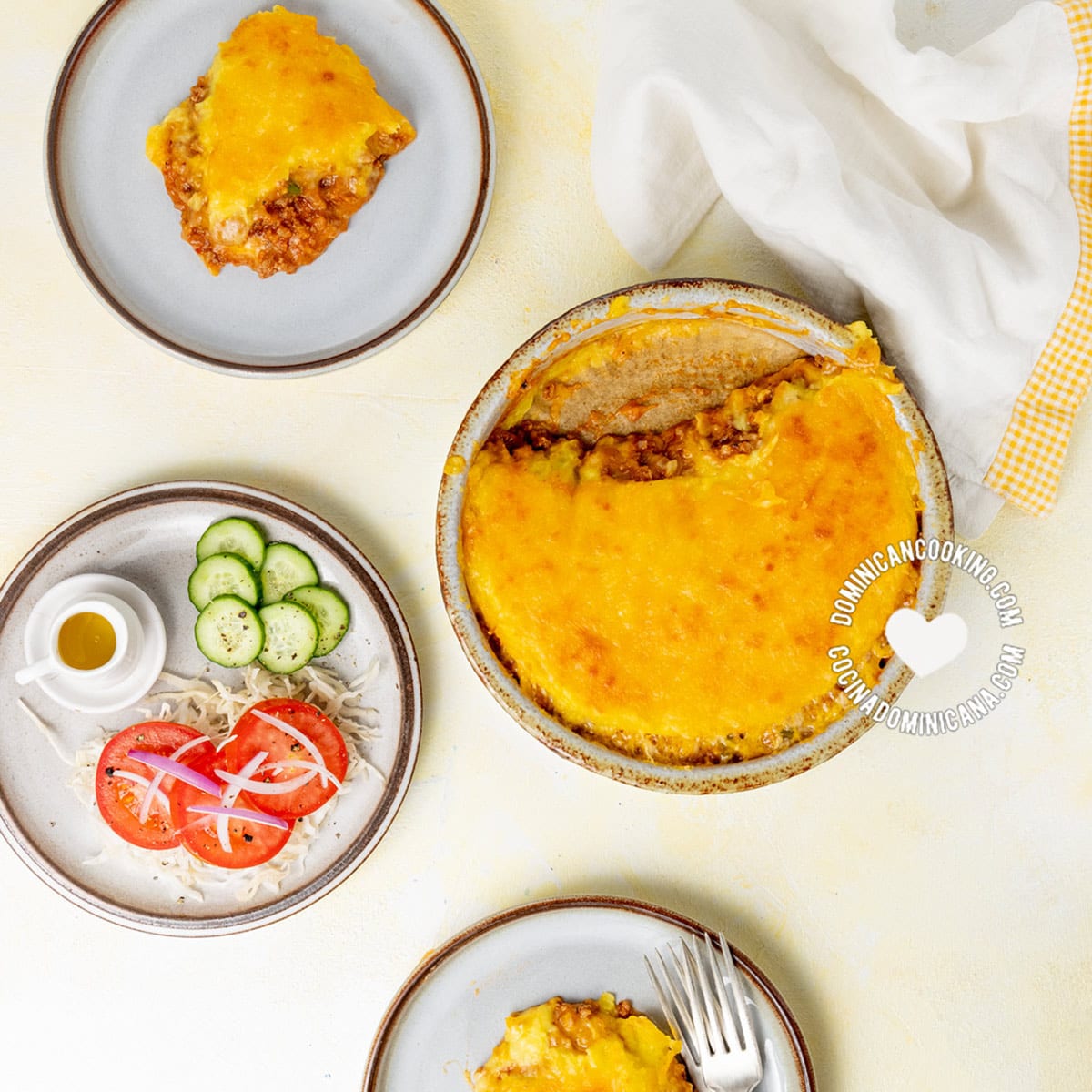 Pastelon de papa (ground beef and potatoes casserole).