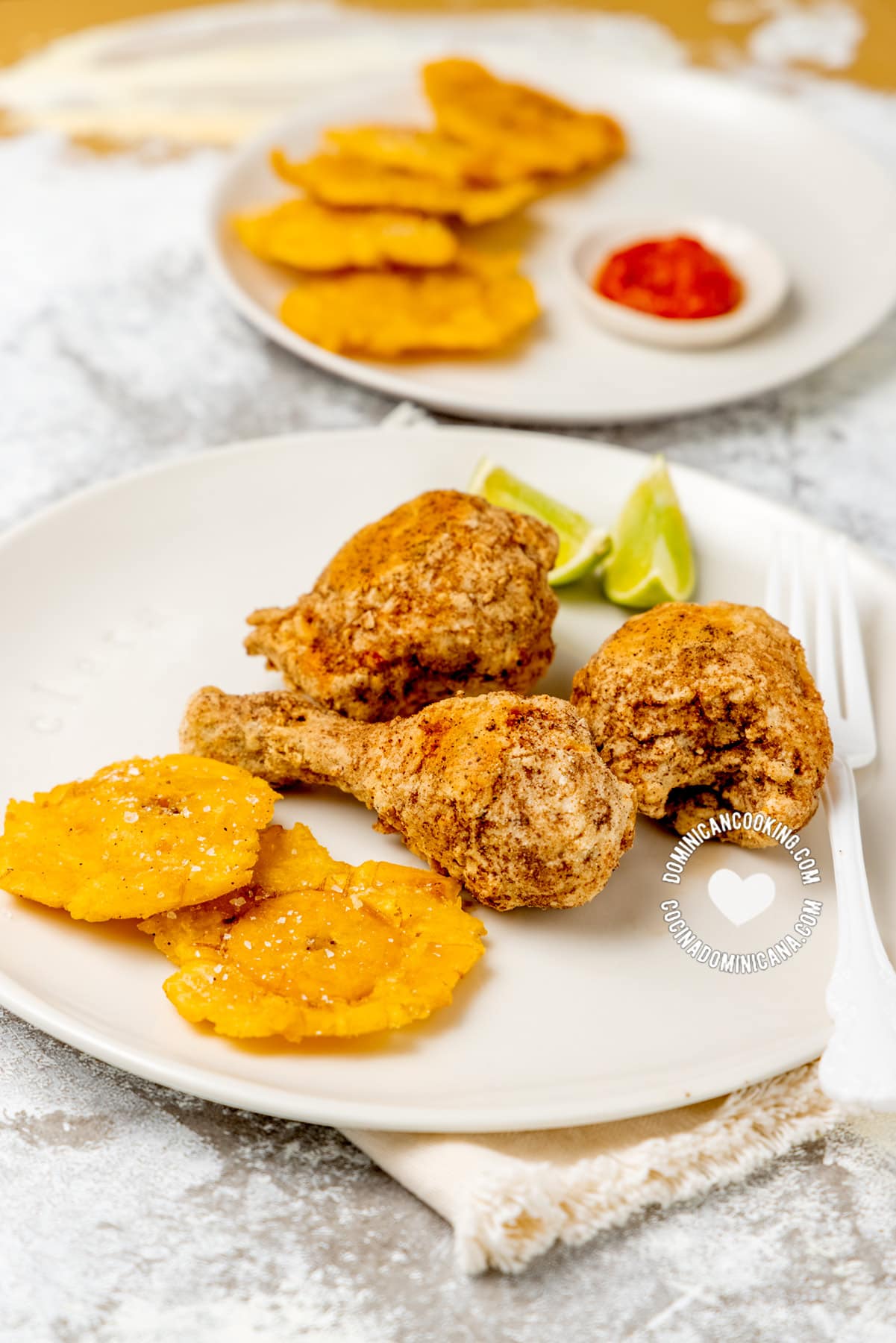 Pica pollo (Dominican fried chicken).