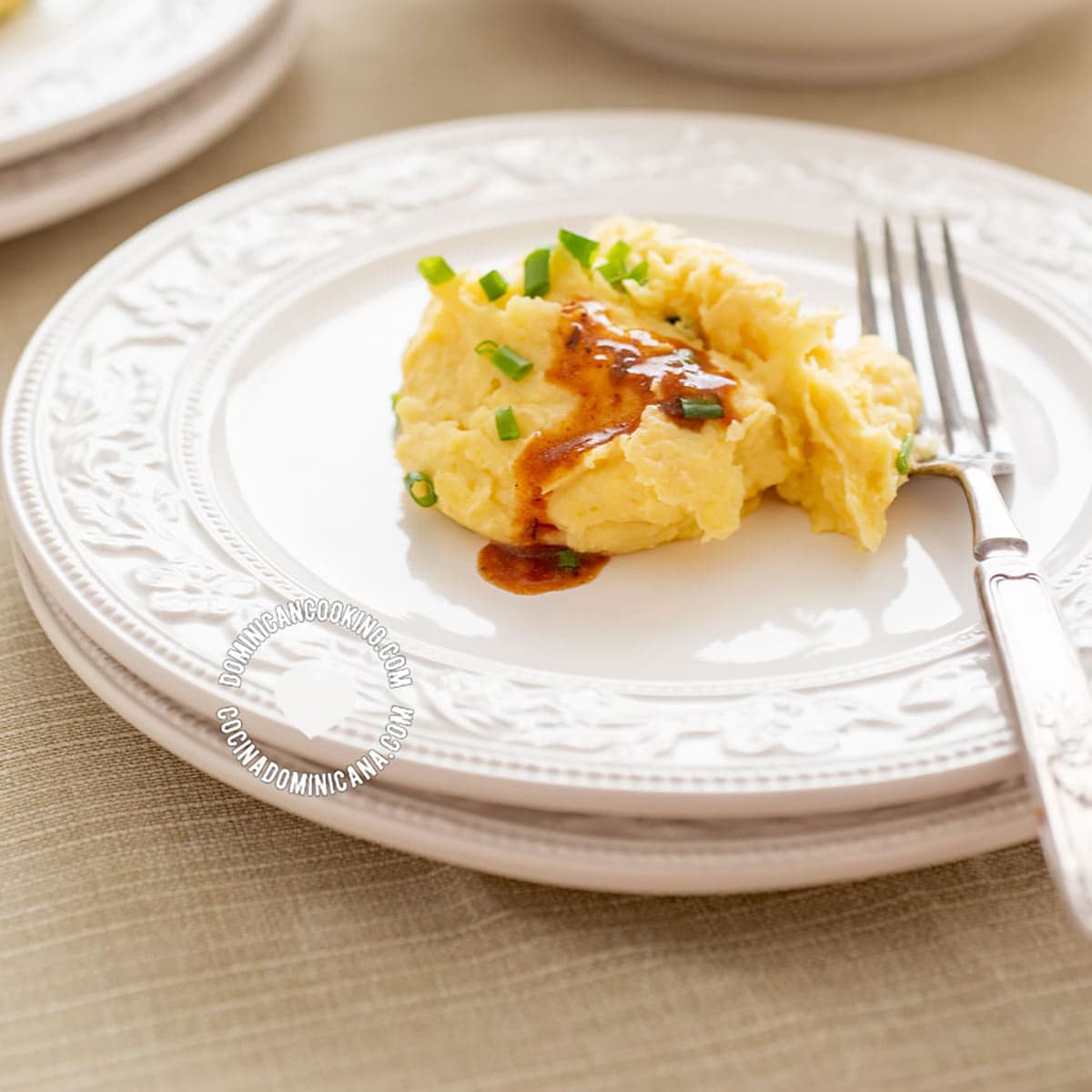 Puré de yuca y cepa de apio (celery root and cassava mash).