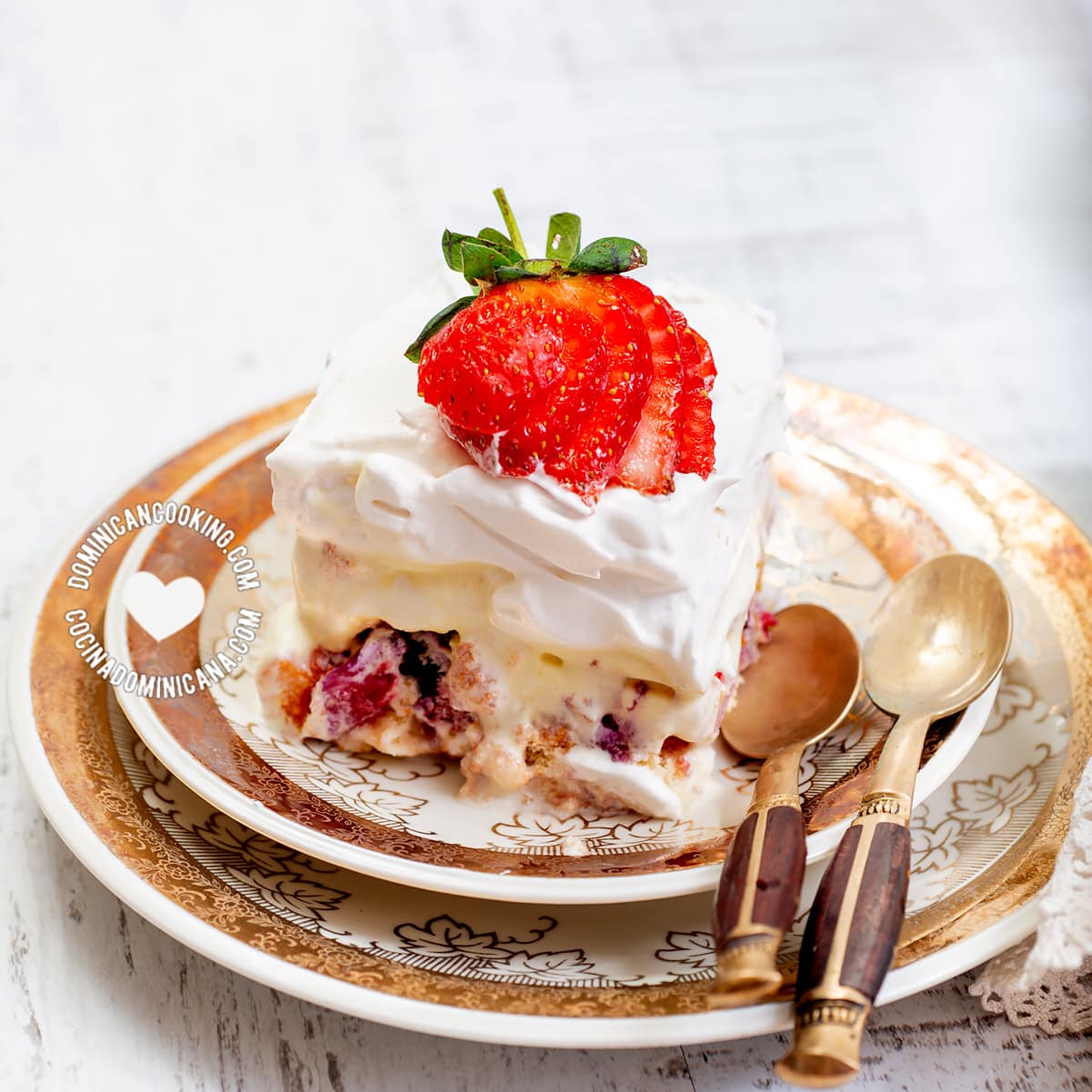 Ice cream trifle with fruits and ladyfingers