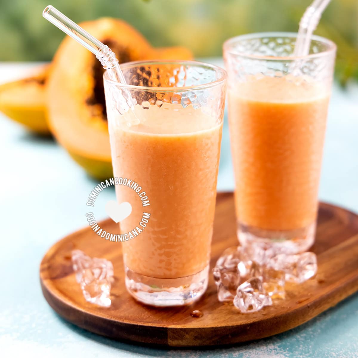 Papaya milkshake, batida de lechosa.