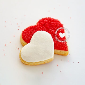 Valentine's heart cookie.