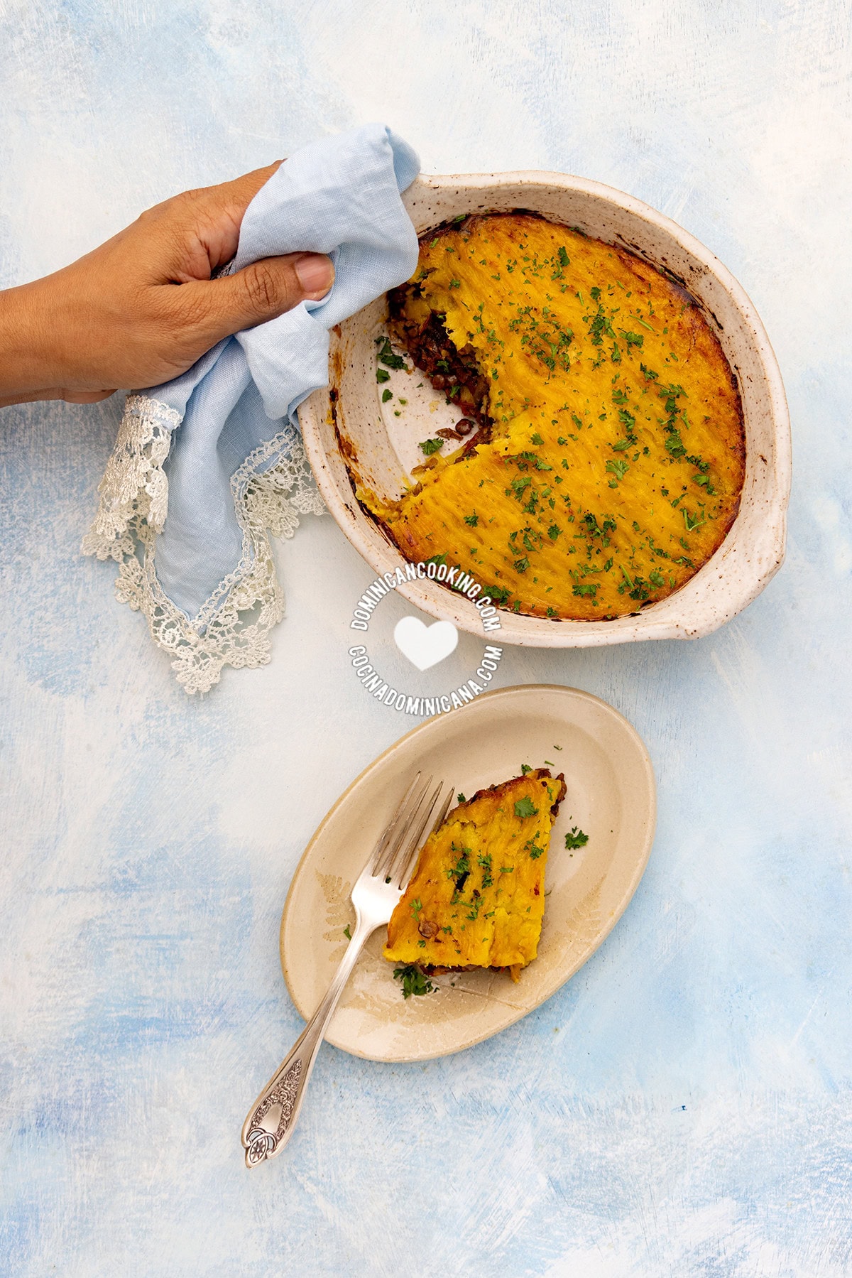 Pastelon vegano de plátano maduro (Dominican vegan casserole).