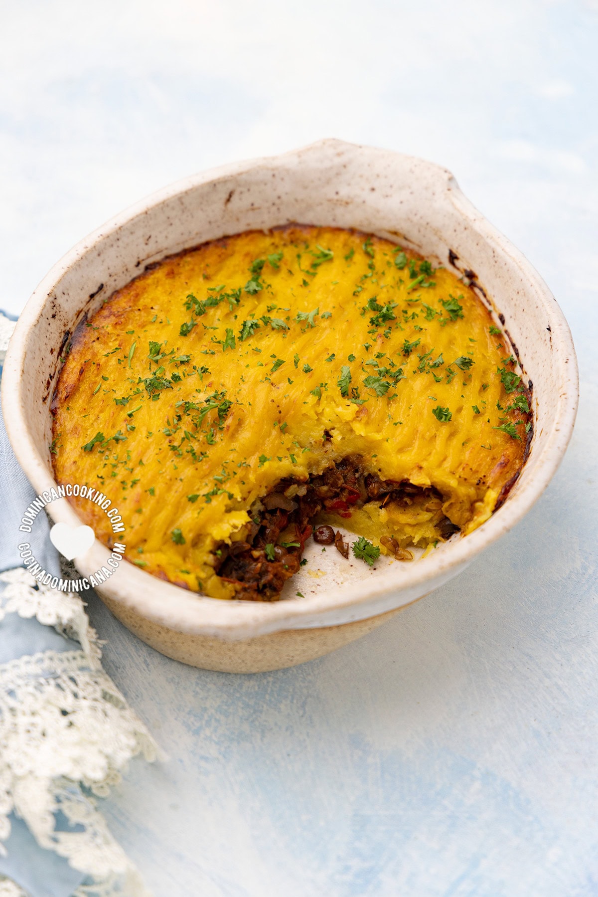 Pastelon vegano de plátano maduro (Dominican vegan casserole).