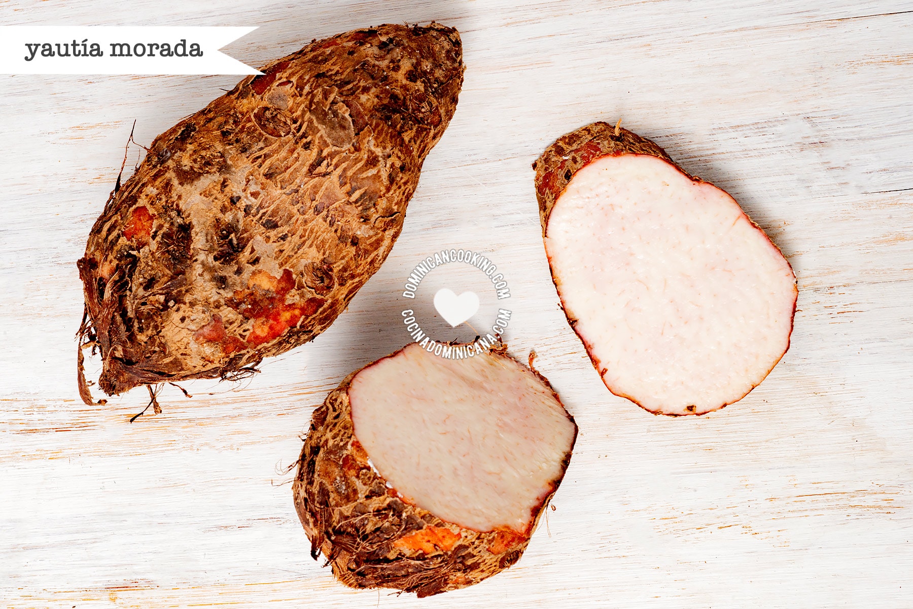 Yautía morada (blue taro).