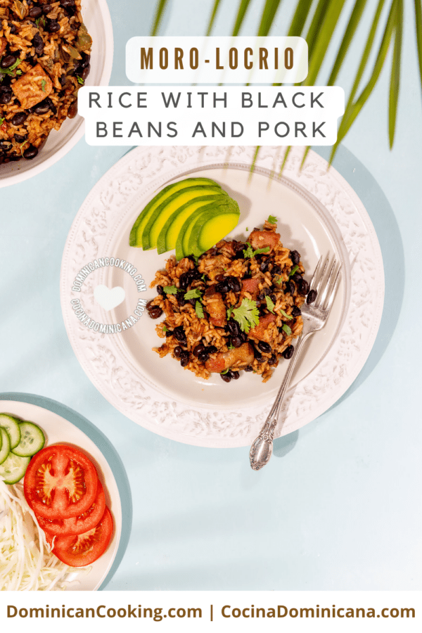 Moro-locrio (rice with black beans and pork) recipe.